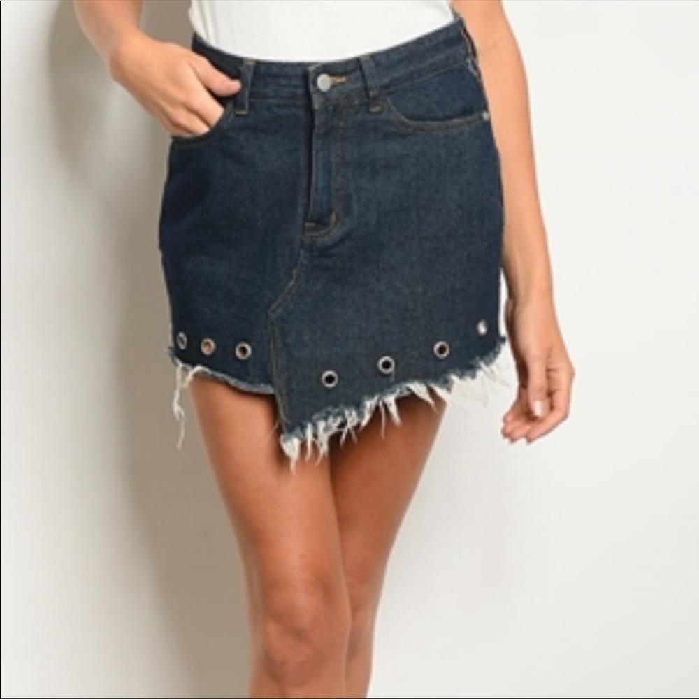 TRENDY Denim Mini Skirt Distressed & with Grommets
